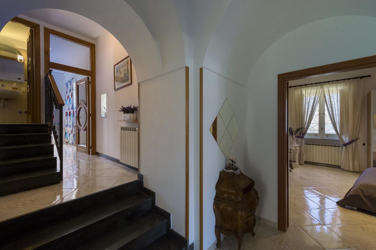 Вилла Casa Lina Sant'Angelo  Экстерьер фото