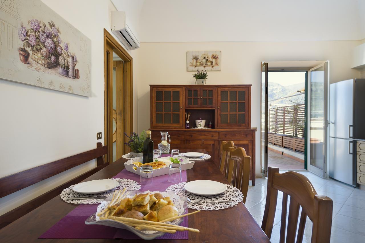 Вилла Casa Lina Sant'Angelo  Экстерьер фото